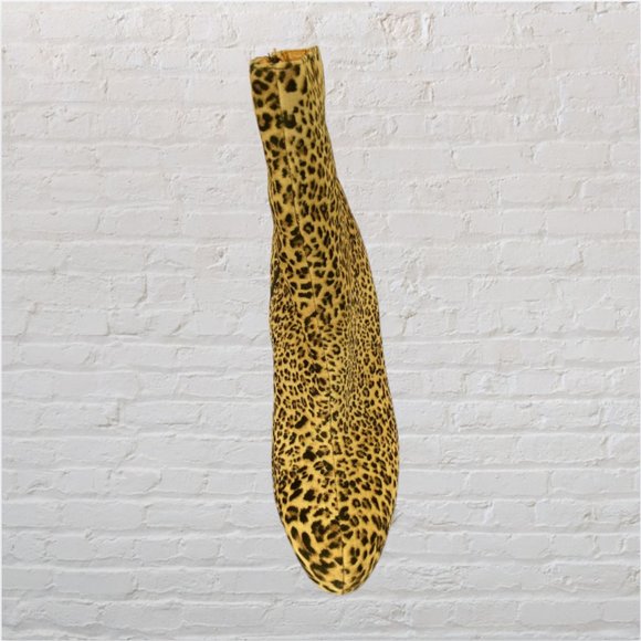 JUST FABULOUS -- Ankle Boots/Booties, Leopard Patterned, Platform with Side Zip - Picture 4 of 10
